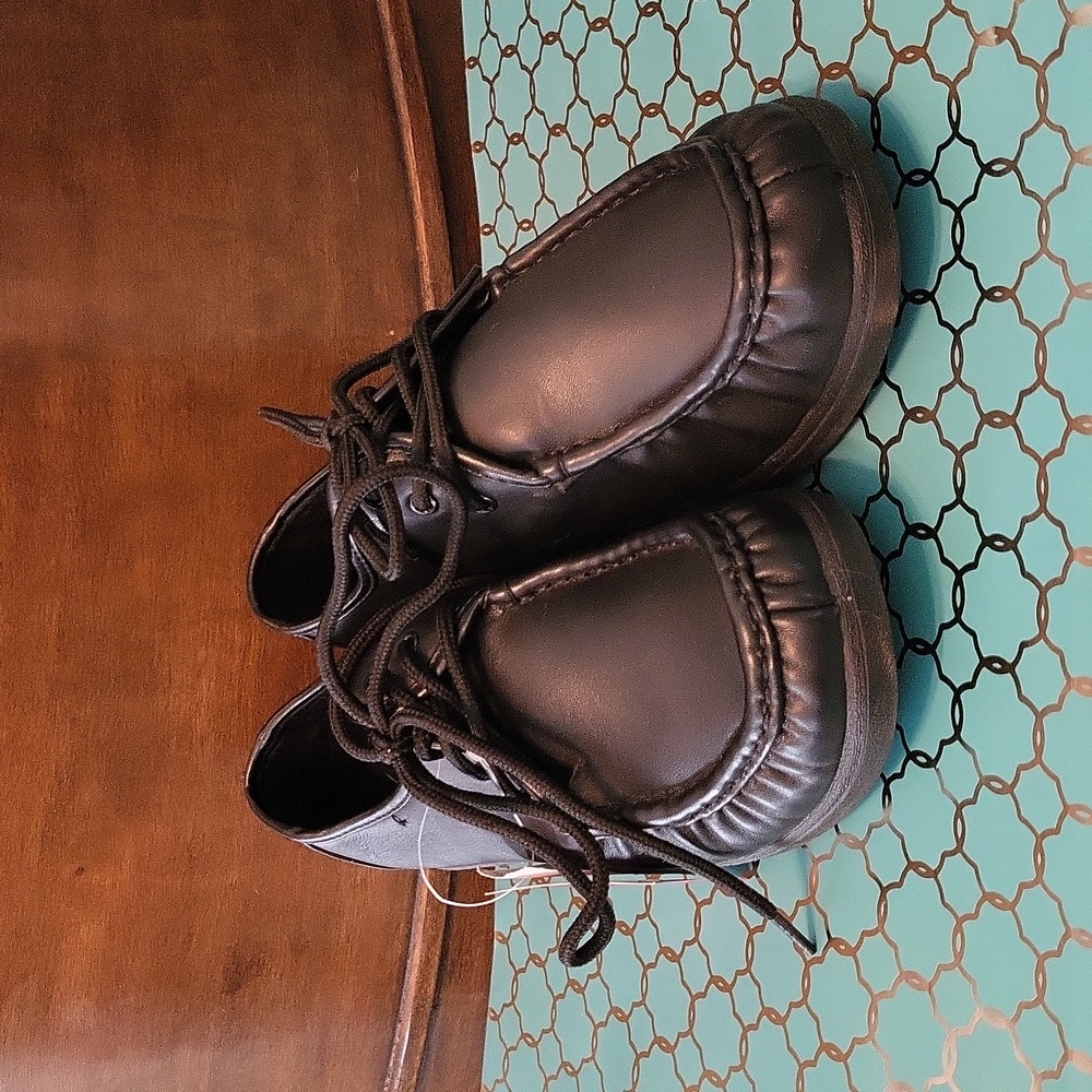 Air Flex black women's lace-up NWT shoes Size 6.5